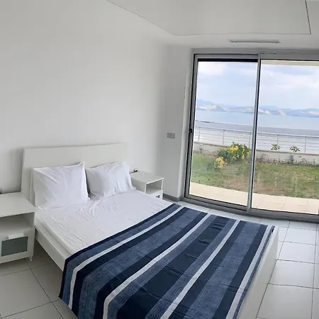 Horizon Sky Peninsula شقة Milas