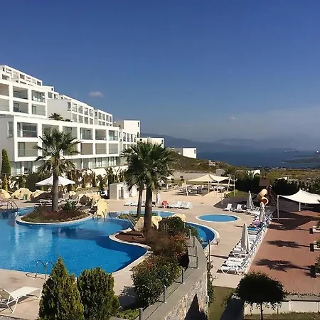 Horizon Sky Peninsula Milas
